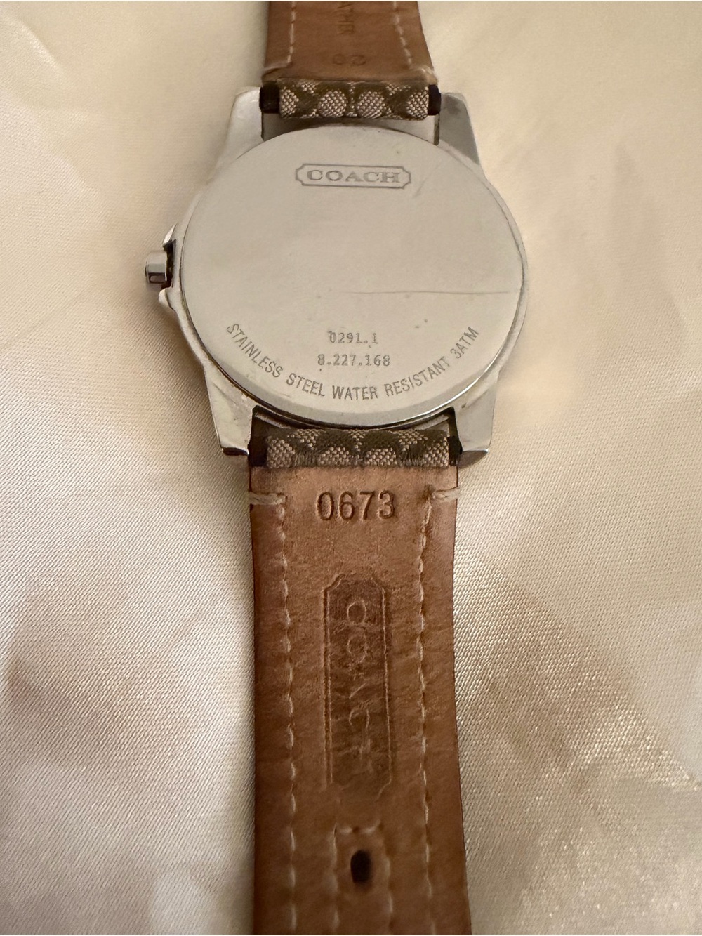 Coach women Watch with Brown Signature Canvas Strap and Silver Case - Picture 5 of 7